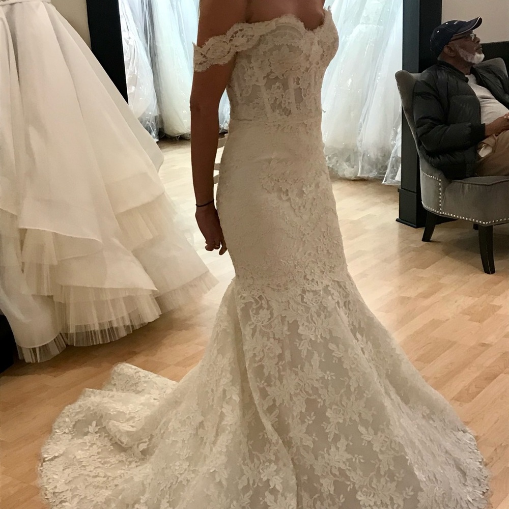 Priscilla Style RIVINI Wedding Dress